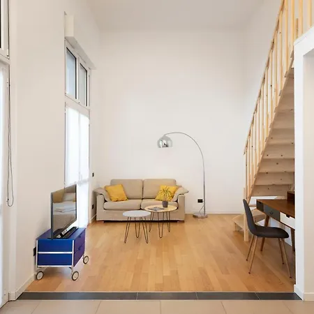 Spazioso Loft Di Design In Bovisa * Milano
